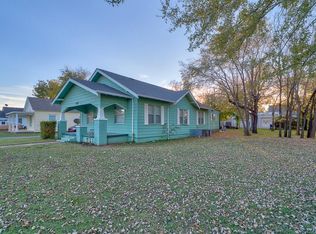 908 S 7th St, Kingfisher, OK 73750