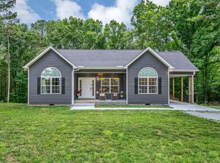 1025 Dawson Rd, White Bluff, TN 37187