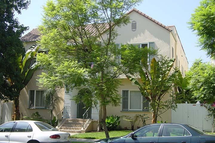 1st image of 327 N Orange Grove Ave
