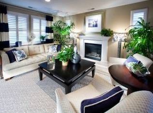 903 Farm House Ln, Rocklin, CA 95765
