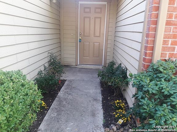 3rd image of 13208 Wood Climb St