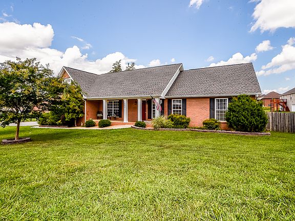 2nd image of 1502 Ethan Ln