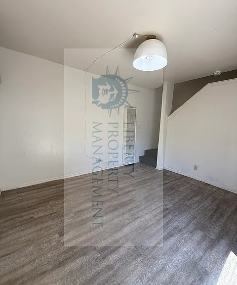 1030 N San Joaquin St #2 — Photo 2