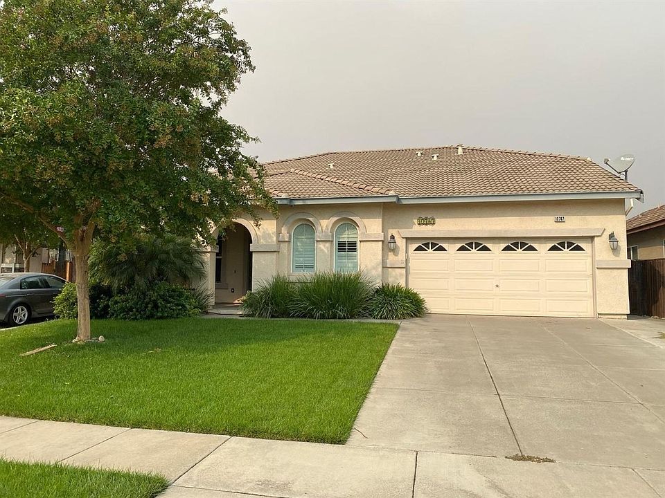 1st image of 10747 Wave Crest Ct