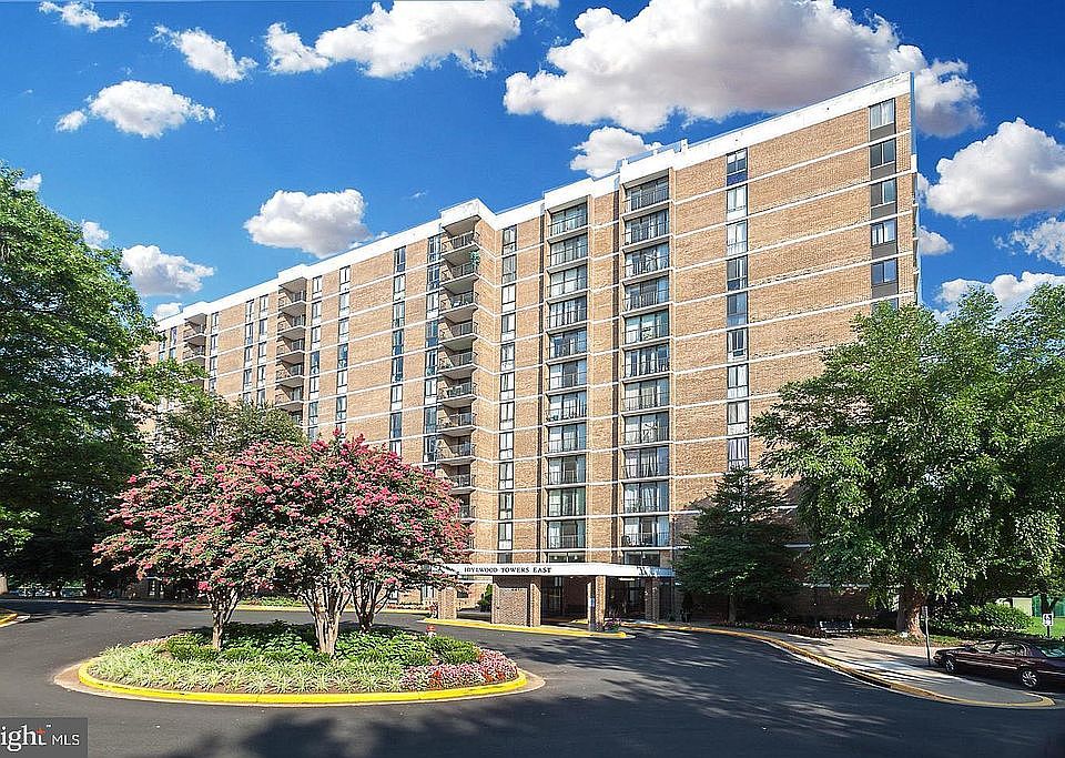 1st image of 2311 Pimmit Dr APT 1212