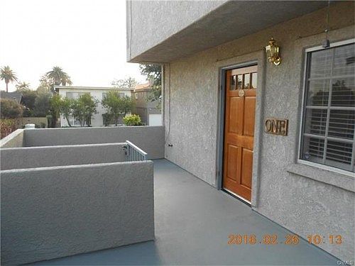 2nd image of 1023 Portola Ave