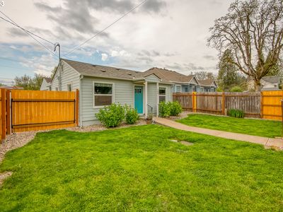 734 SW Gilson St, McMinnville, OR, 97128