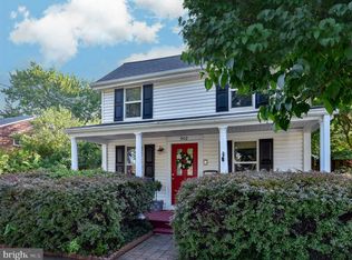 902 Mount Vernon Ave, Alexandria, VA 22301