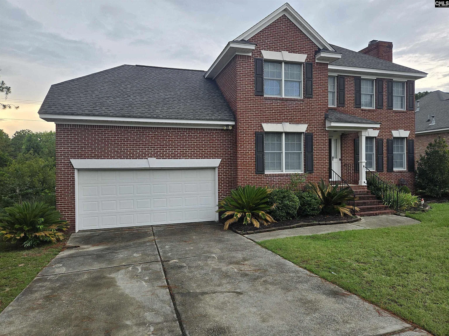 3 bed, 2036 sqft, $2,200 — Photo 2