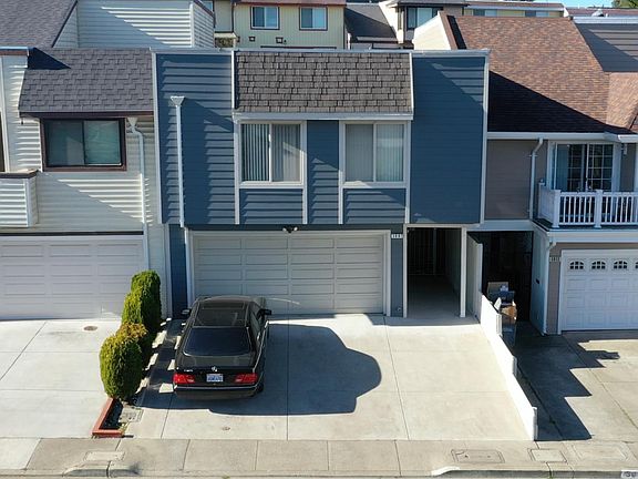 4th image of 3807 Crofton Way