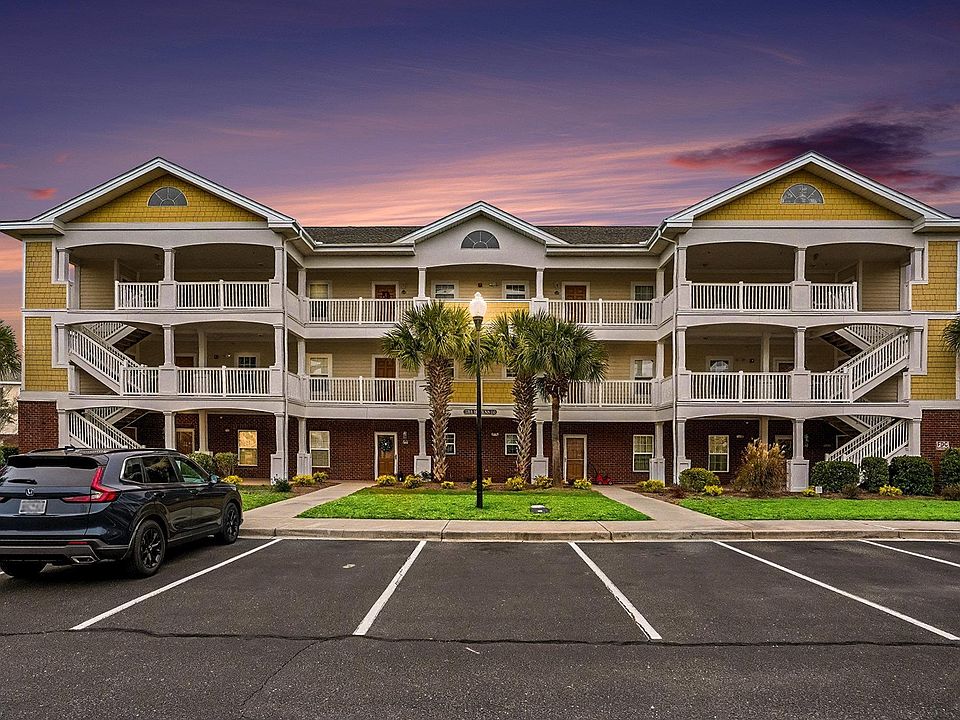 1st image of 6203 Catalina Dr. #1011