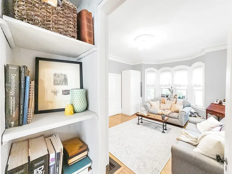 69 Spring Park Ave #1 — Photo 18