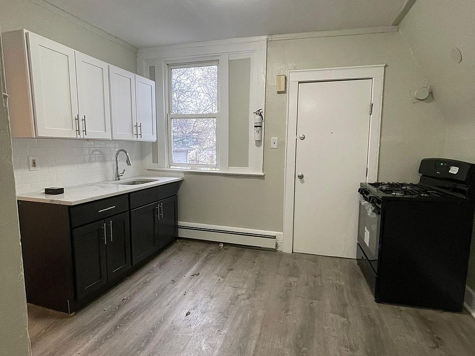 1st image of 295 Avon Ave #3A