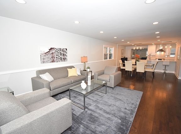 4th image of 721 S Ashland Ave