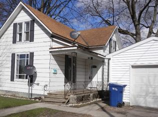 1106 N Walnut St, Bay City, MI 48706