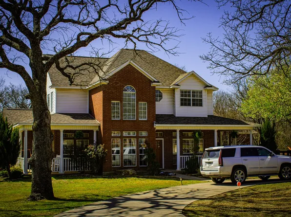 10 Shady Creek Ln, Bridgeport, TX 76426