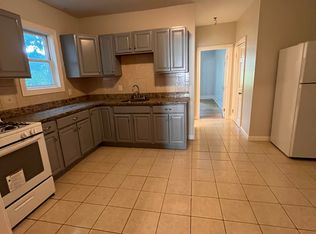 29 Oberlin St #12, Worcester, MA 01610
