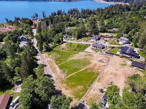 4th image of 2080 Harbourview Rd