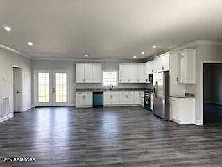 5th image of 167 Finley Dr