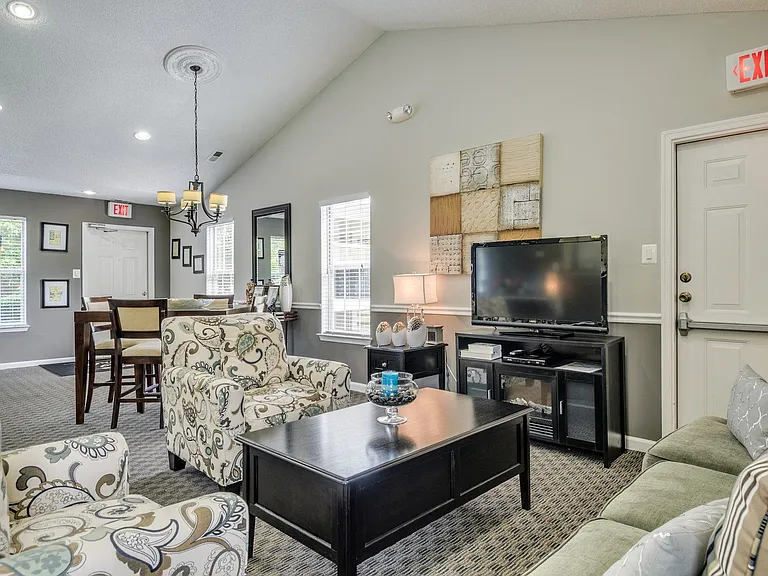 Soldiers Ridge Apartments — Photo 14