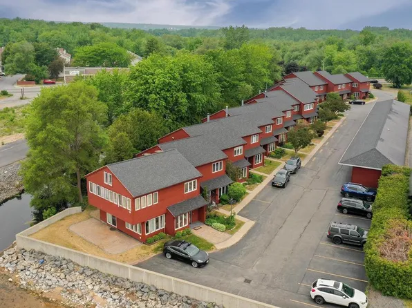 4 Willow Bch, Plattsburgh, NY 12901