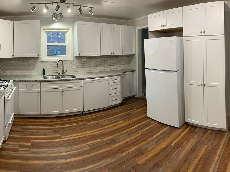 Panorama of kitchen.