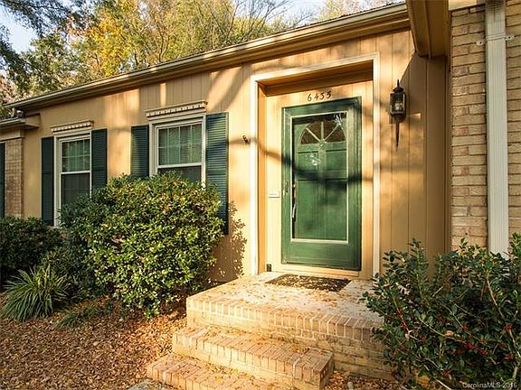 3rd image of 6435 Summerlin Pl
