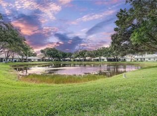 547 Catalina Isles Cir, Venice, FL 34292