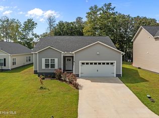 213 Baker Rd, Hubert, NC 28539