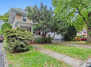 375 Teaneck Rd, Ridgefield Park, NJ 07660