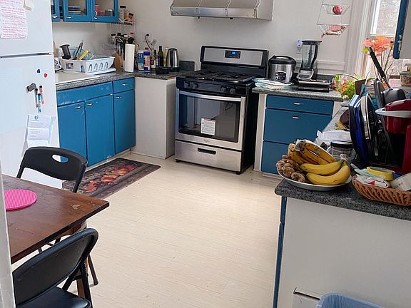 5th image of 347 10th St #1