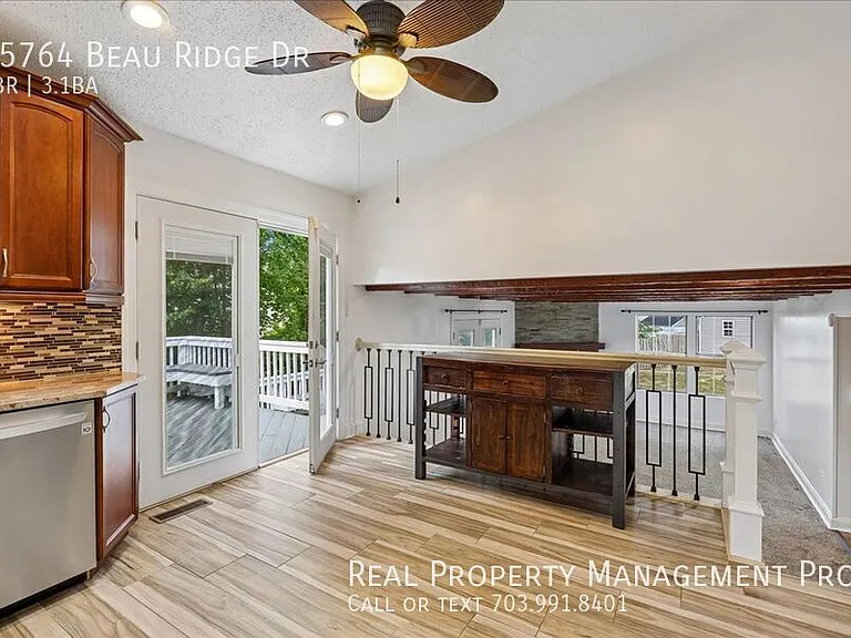 15764 Beau Ridge Dr — Photo 13