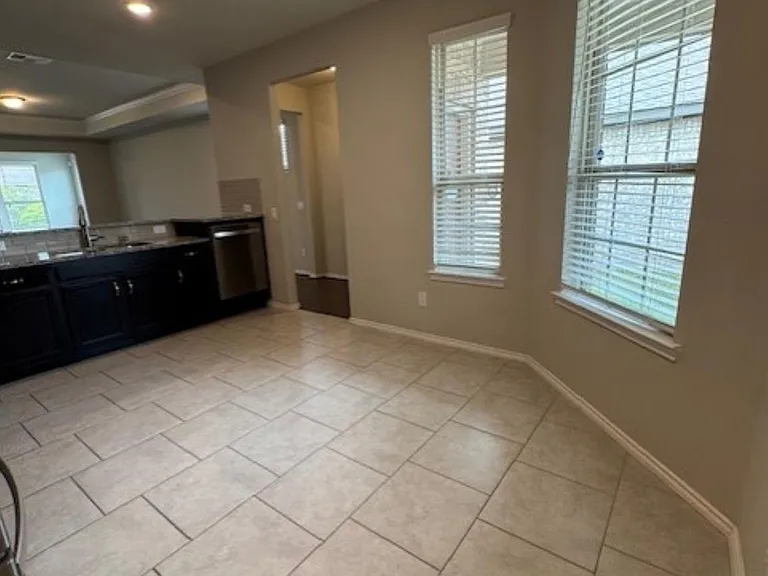 3218 Chimney Swift Ln — Photo 8