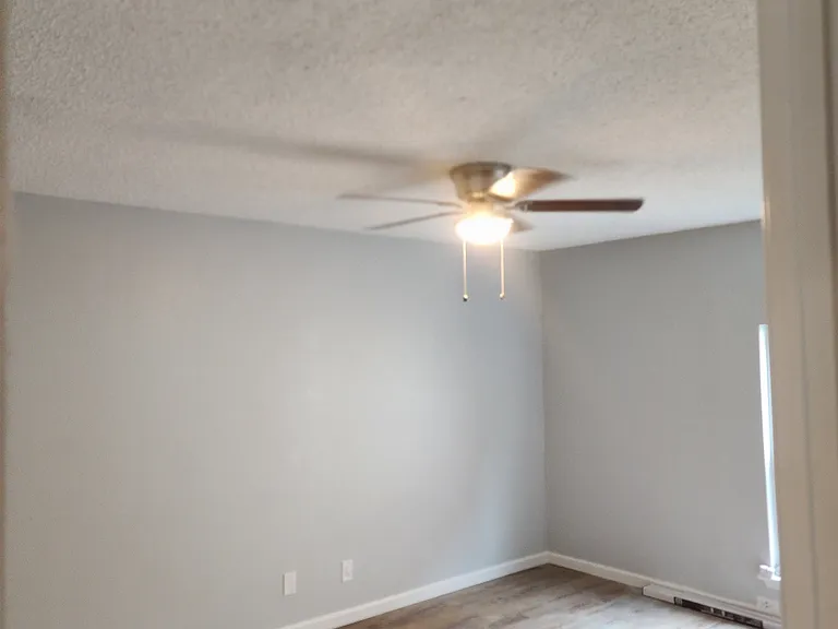 3243 Nacogdoches Rd — Photo 6