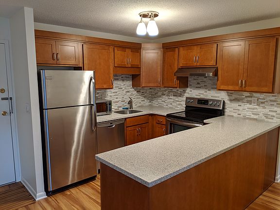 4th image of 1407 Harbor View Dr