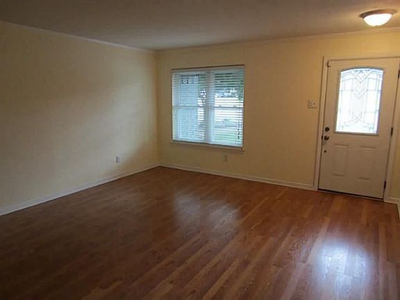 2nd image of 14514 Shoredale Ln