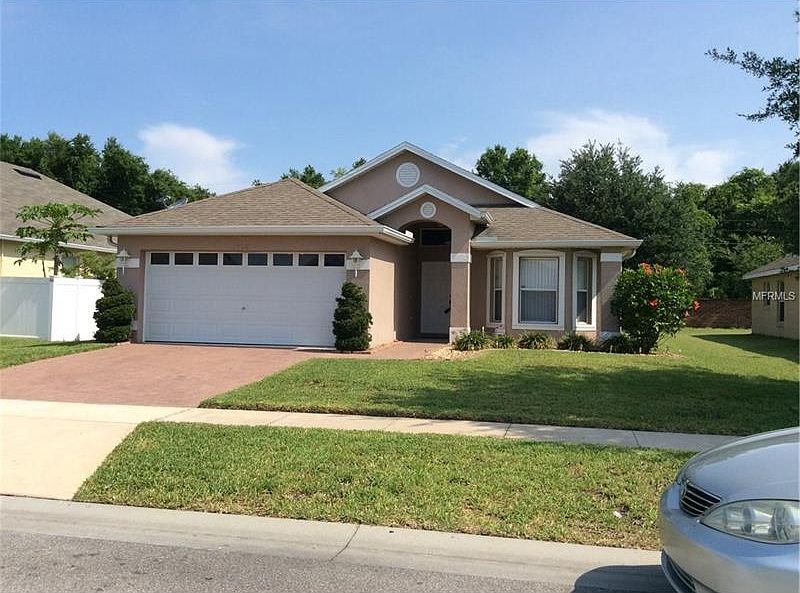 1st image of 2733 Barclay Ln