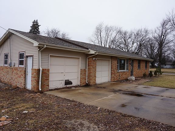 2nd image of 1335 Amber Dr