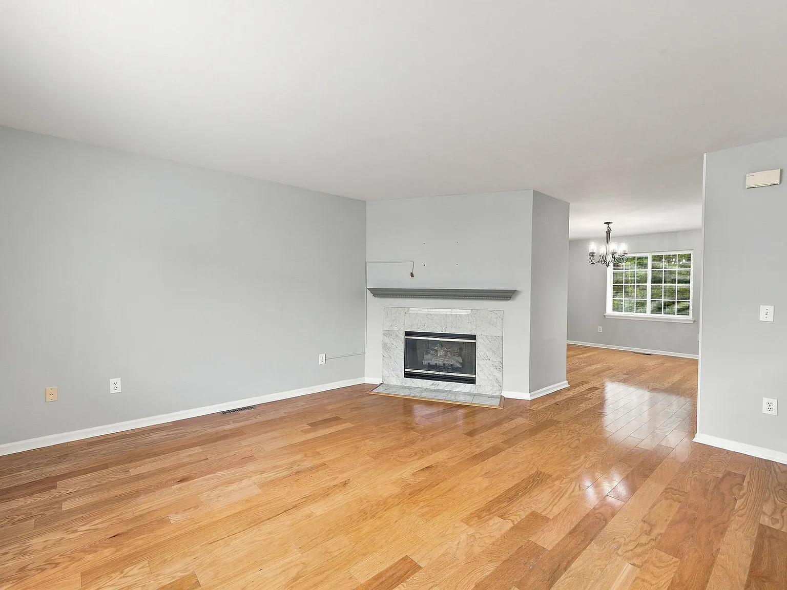 2 bed, 1.5 bath, 1410 sqft, $2,800 — Photo 4