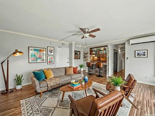 430 Keoniana St APT 204, Honolulu, HI 96815