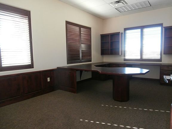 3rd image of 833 E Plaza Cir Ste 100