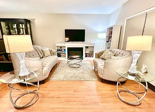 277 Penns Way Photo 1