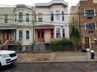 1216 30th Rd, Astoria, NY 11102