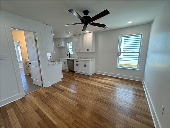 4th image of 1200 N Tonti St