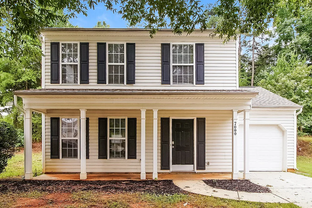 3 bed, 2.5 bath, 1535 sqft, $1,860 — Photo 1