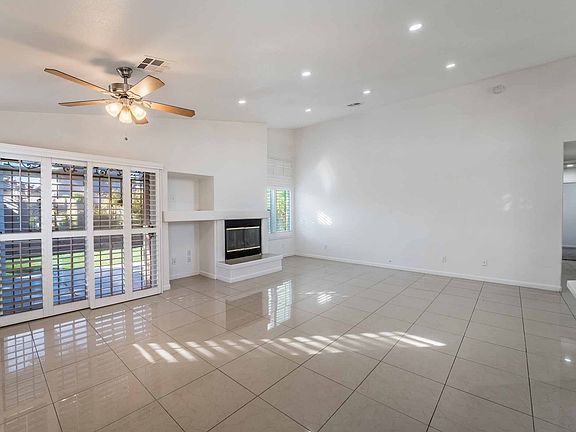 5th image of 4407 Matinee Ave