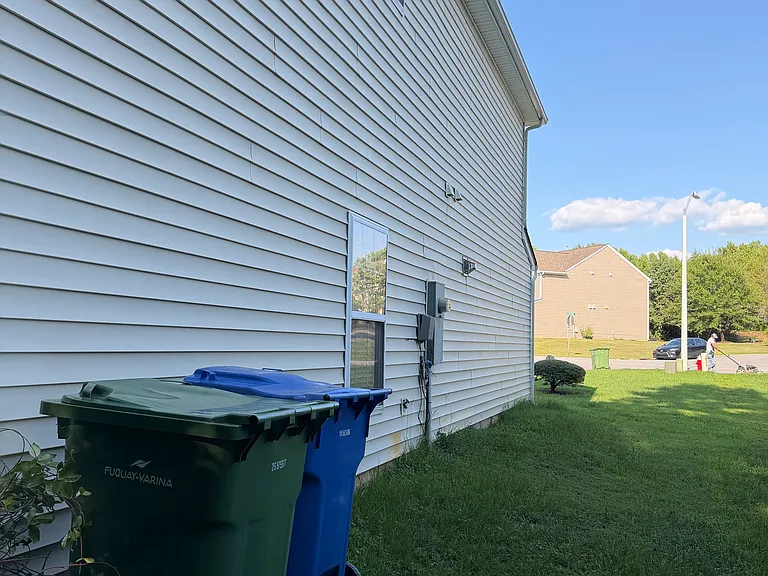 1501 Essexwood Dr — Photo 6