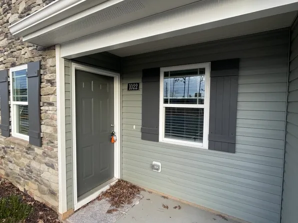 1022 Peony Ln, Youngsville, NC 27596