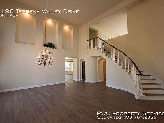 3rd image of 2198 Terrena Valley Dr