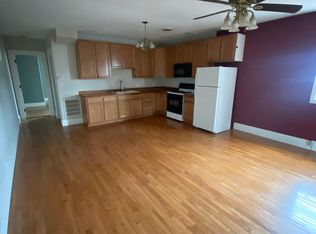 1804 E 3rd St #B, Dayton, OH 45403